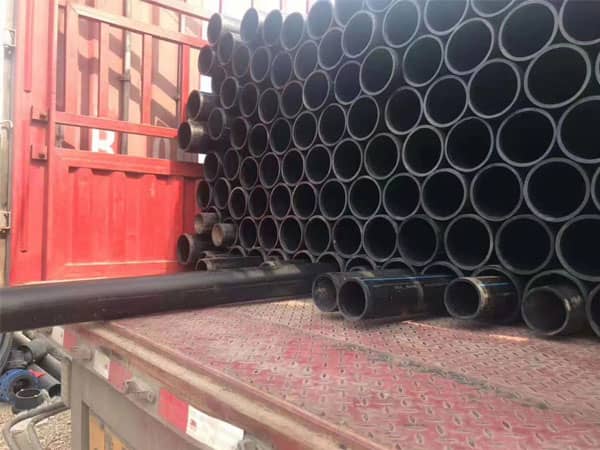 洛陽某小區水管管網改造,采購PE給水(shuǐ)管到貨(huò),廠裏直接發貨